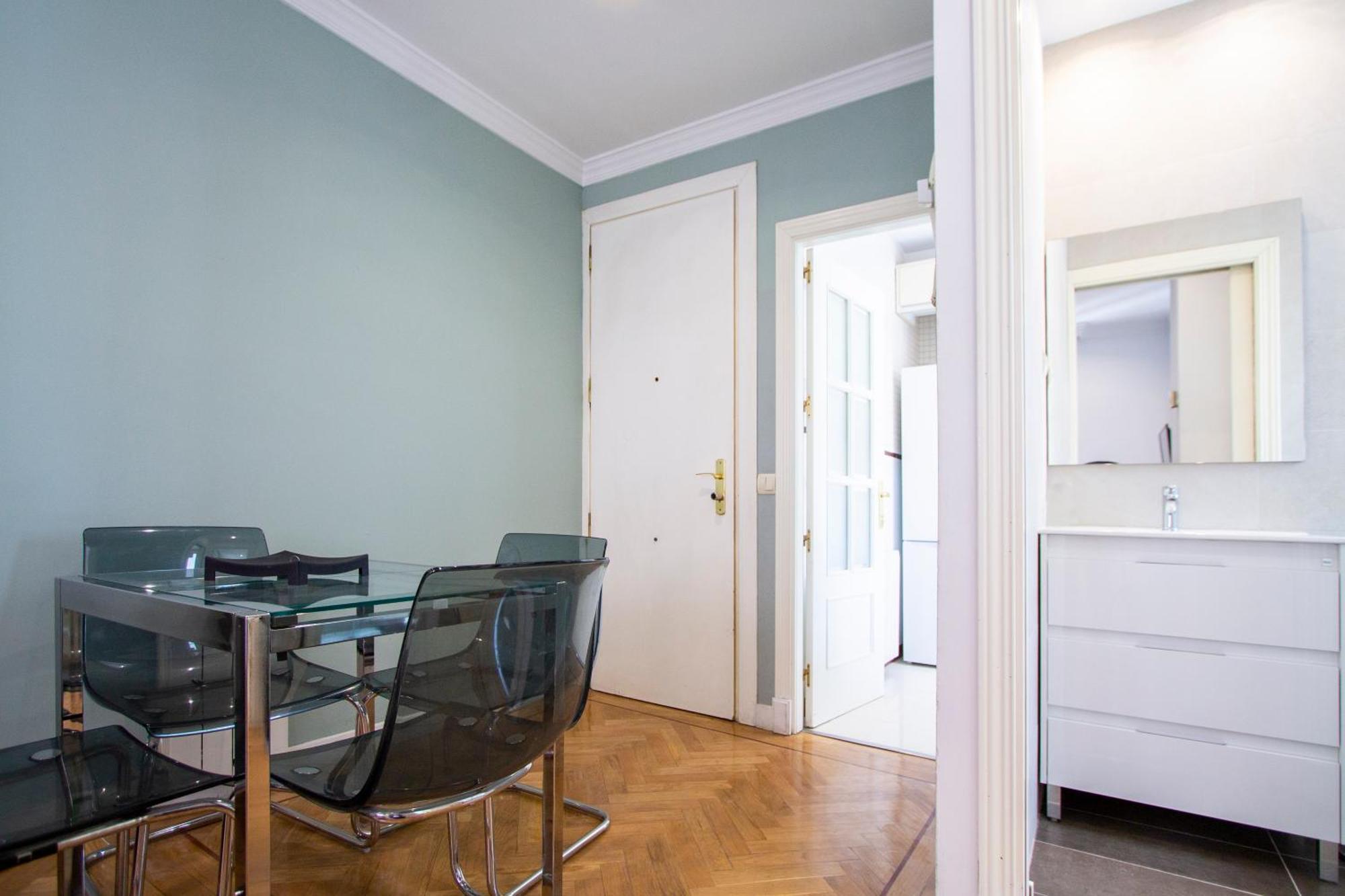 Apartamentos Dali Madryt Zewnętrze zdjęcie